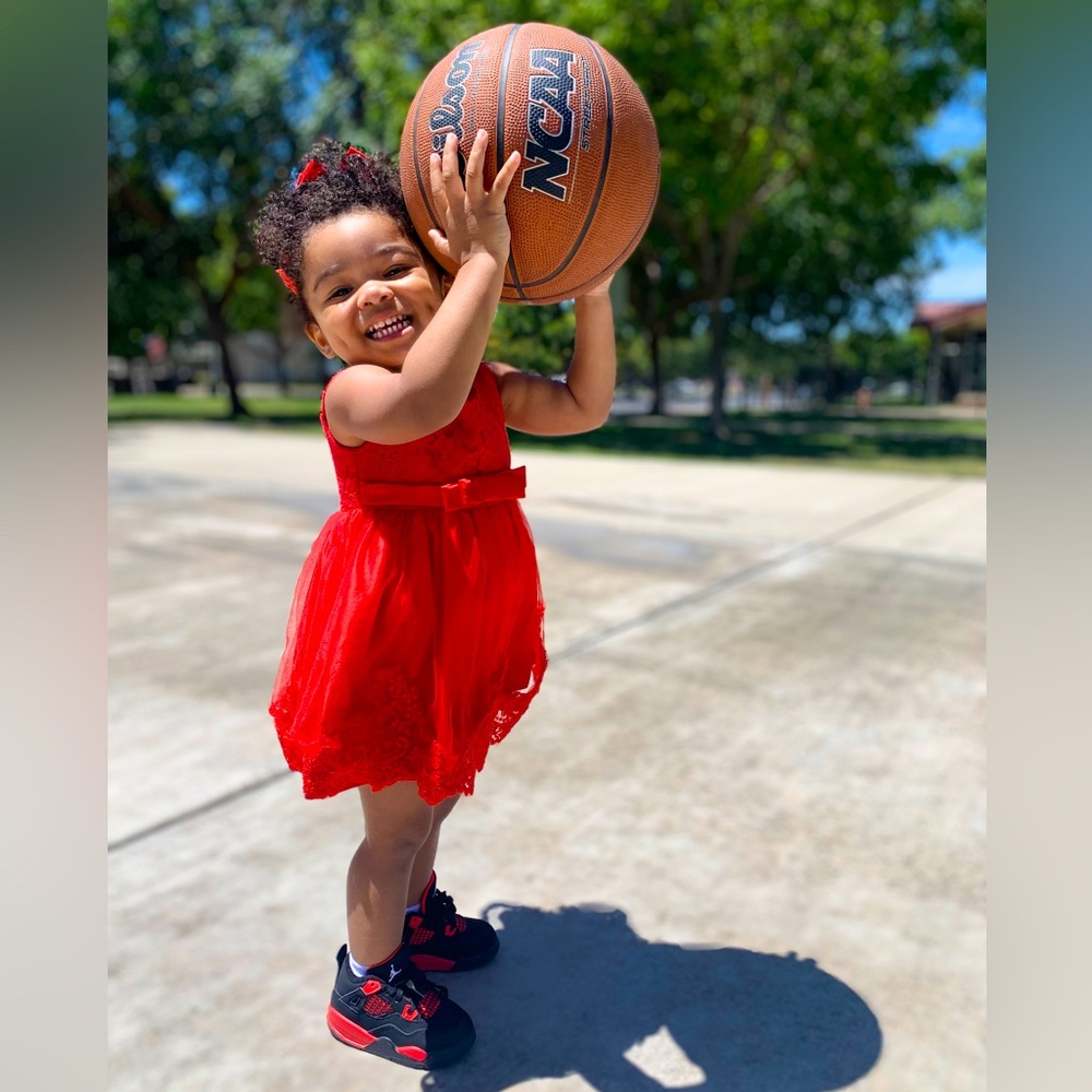 Air Jordan 4 Retro in Red. US Size 8 in Toddler.